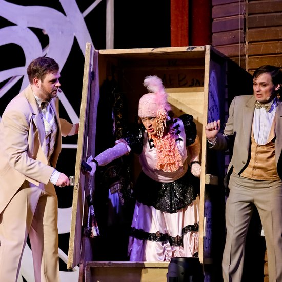 Здрасьте! Я ваша тётя