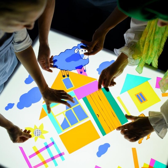 Петух и краски