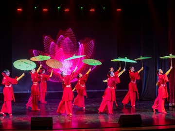 Дворец приглашает друзей