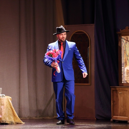 С наступающим