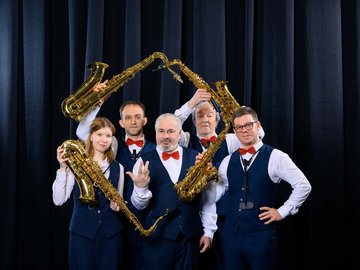 Духовой оркестр. Розовая пантера