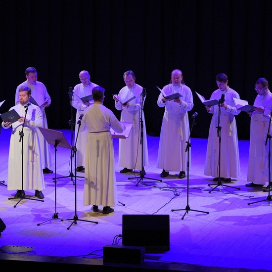 Праздничный мужской хор Московского Данилова монастыря