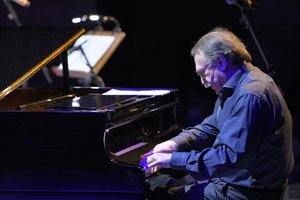 Вечера джаза с Даниилом Крамером. Джаз в стиле латино