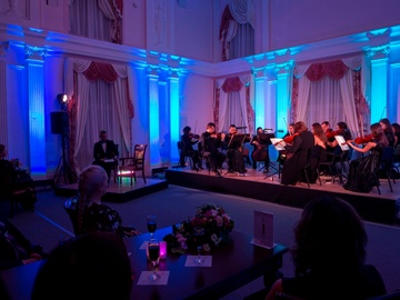 Престиж-холл. Мужской взгляд на женский праздник