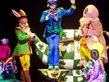 Алиса в Стране чудес