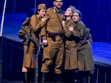 А зори здесь тихие