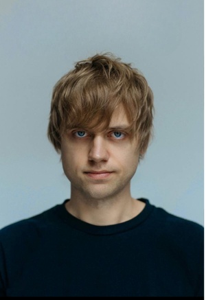 Ваня Усович