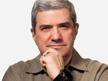 Михаил Шахназаров