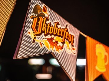 Открытие Oktoberfest | DJs