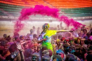 Фестиваль красок и танца Holi&DANCE