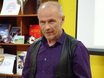 Творческая встреча с омским поэтом, членом Союза писателей России Олегом Клишиным